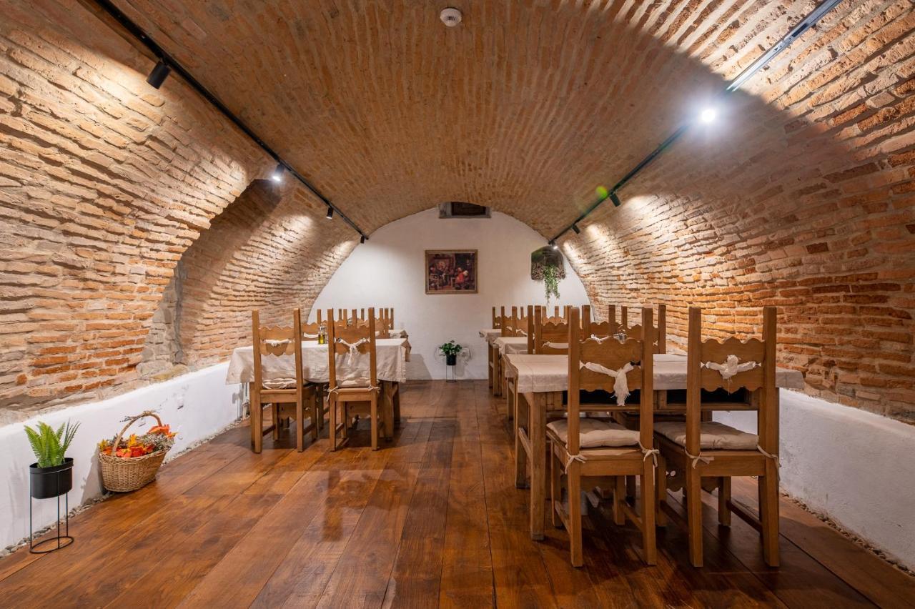 Boutique Hotel Von Graf Sighişoara Buitenkant foto